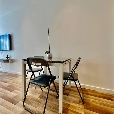 Apartment Dezy's House Nice